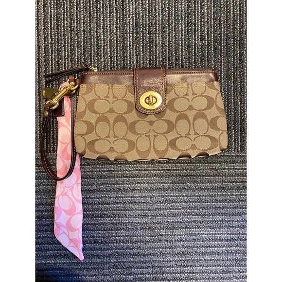 Coach Handbags - 𝅺Coach Hampton Brown Leather Signature Mini Bag w/Scarf